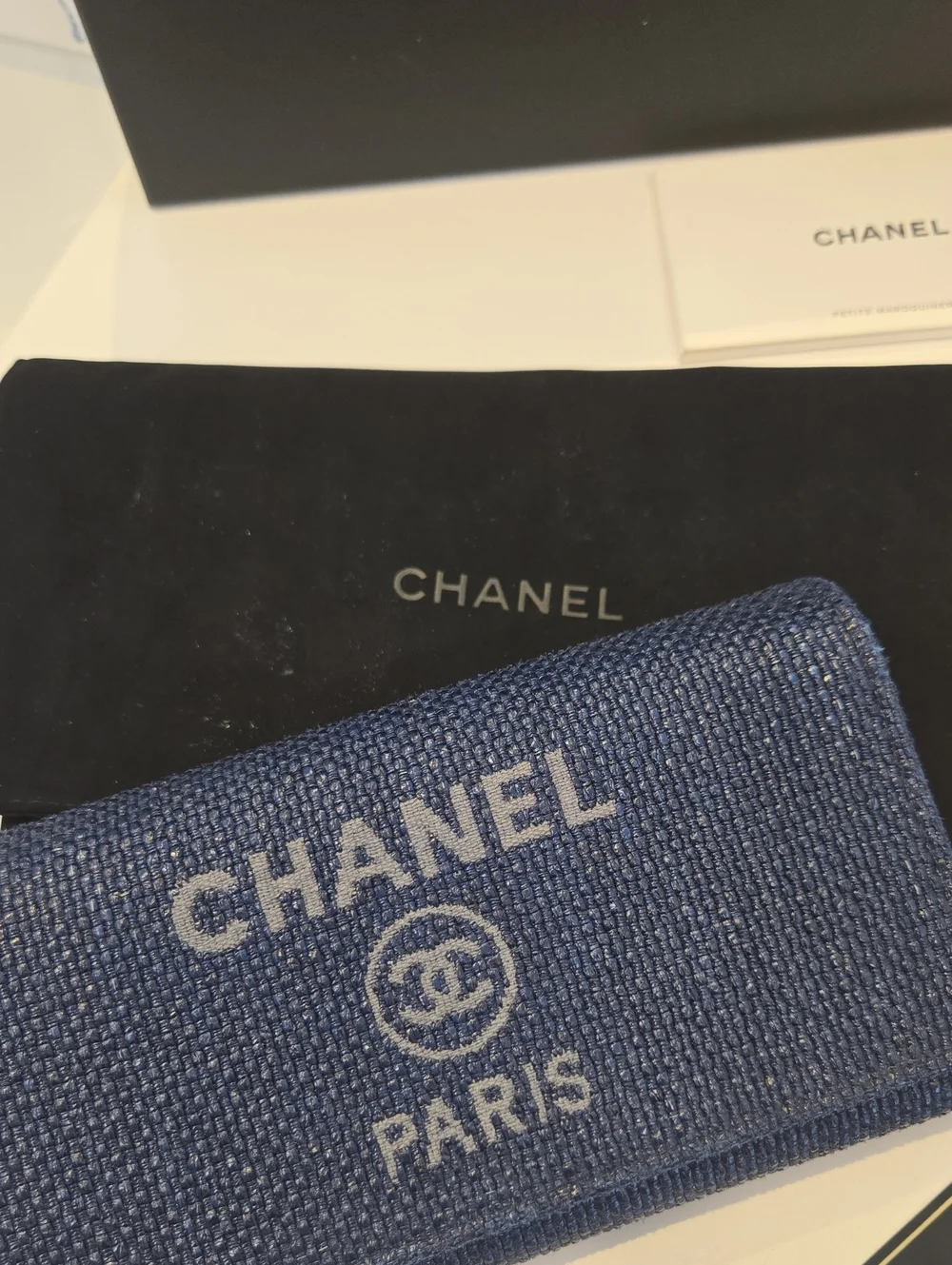 CHANEL deauville Navy Wallet, Textured Fabric, Front Logo, Full Inclusion, VGUC